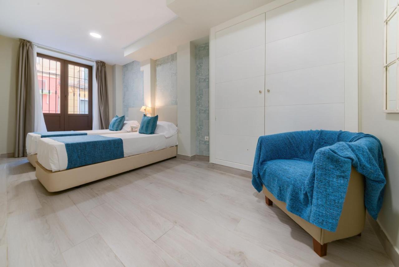 Holidays2Malaga Suites ภายนอก รูปภาพ