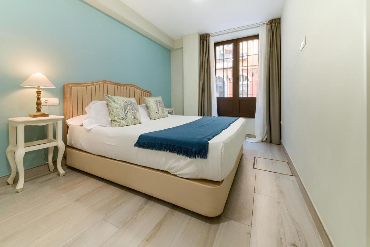 Holidays2Malaga Suites ภายนอก รูปภาพ