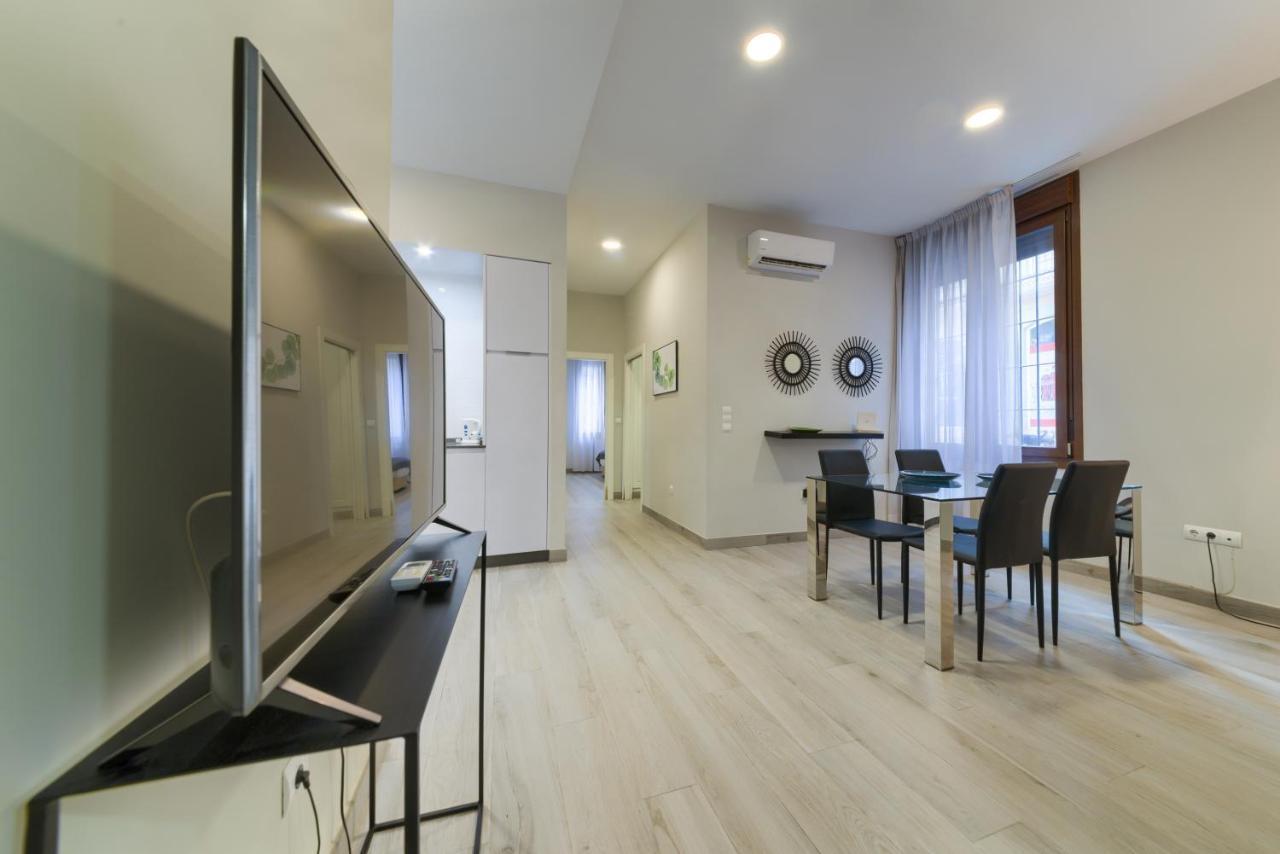 Holidays2Malaga Suites ภายนอก รูปภาพ