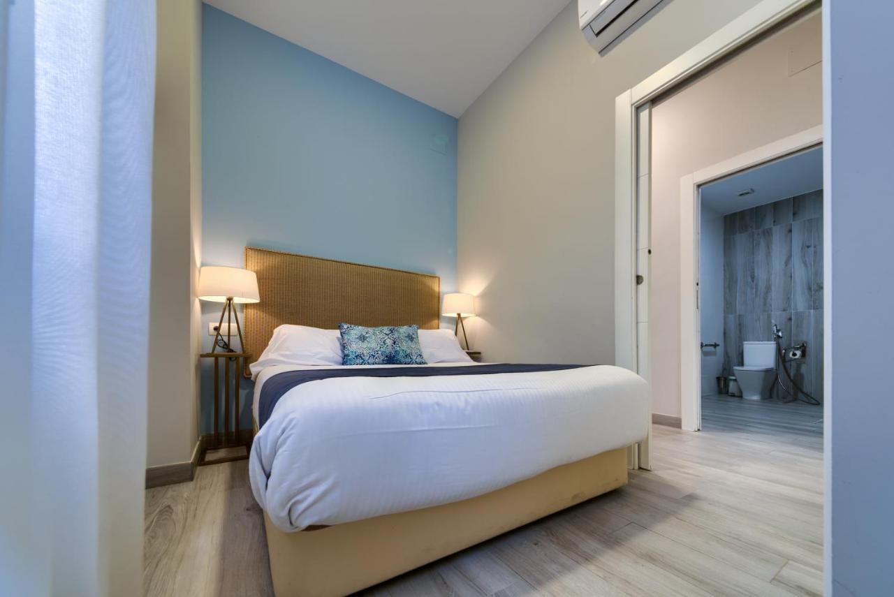 Holidays2Malaga Suites ภายนอก รูปภาพ
