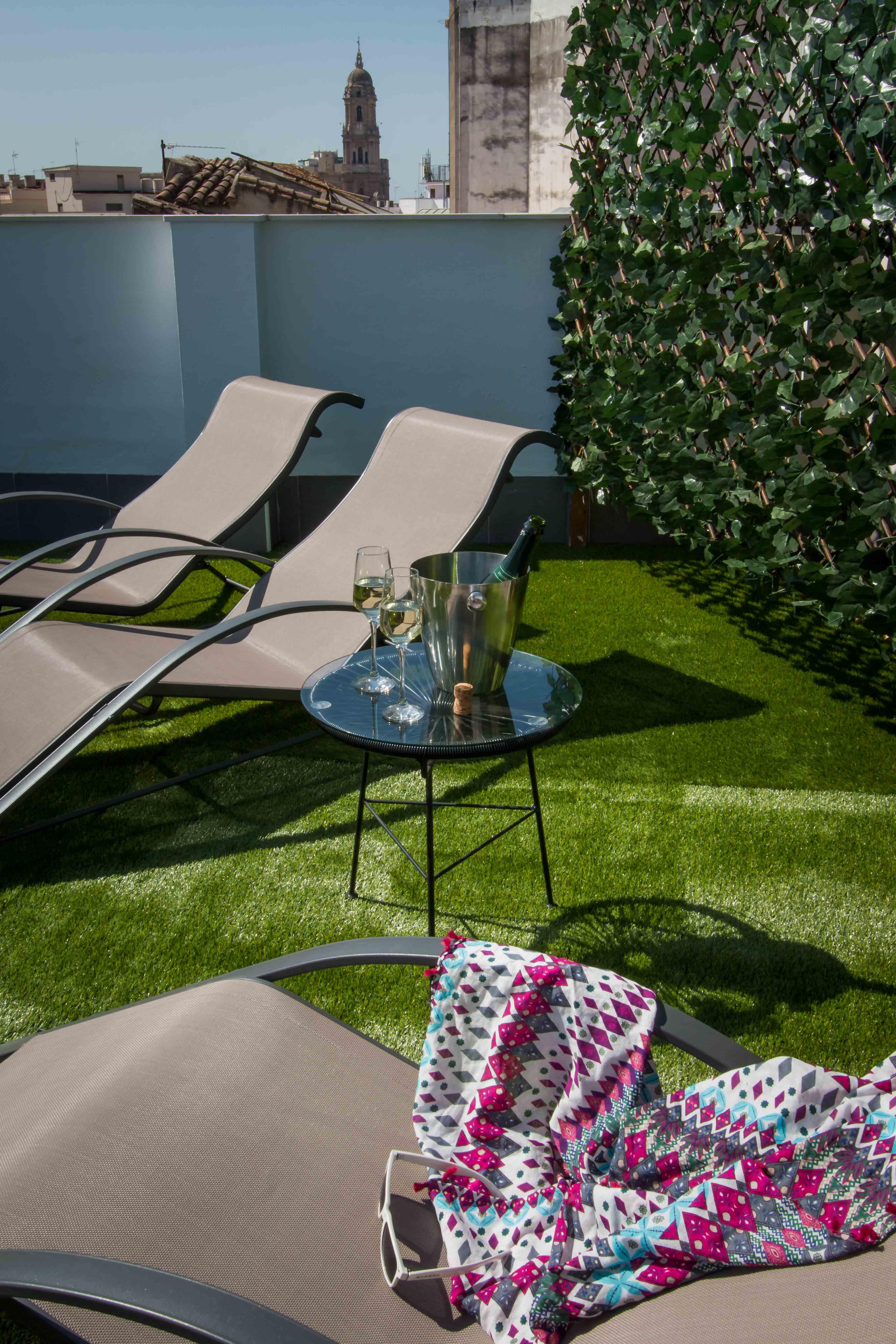 Holidays2Malaga Suites ภายนอก รูปภาพ